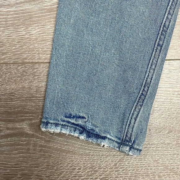 Hollister Curvy High Rise Mom Jean Vintage Stretch Denim Ripped 3R - Picture 16 of 16